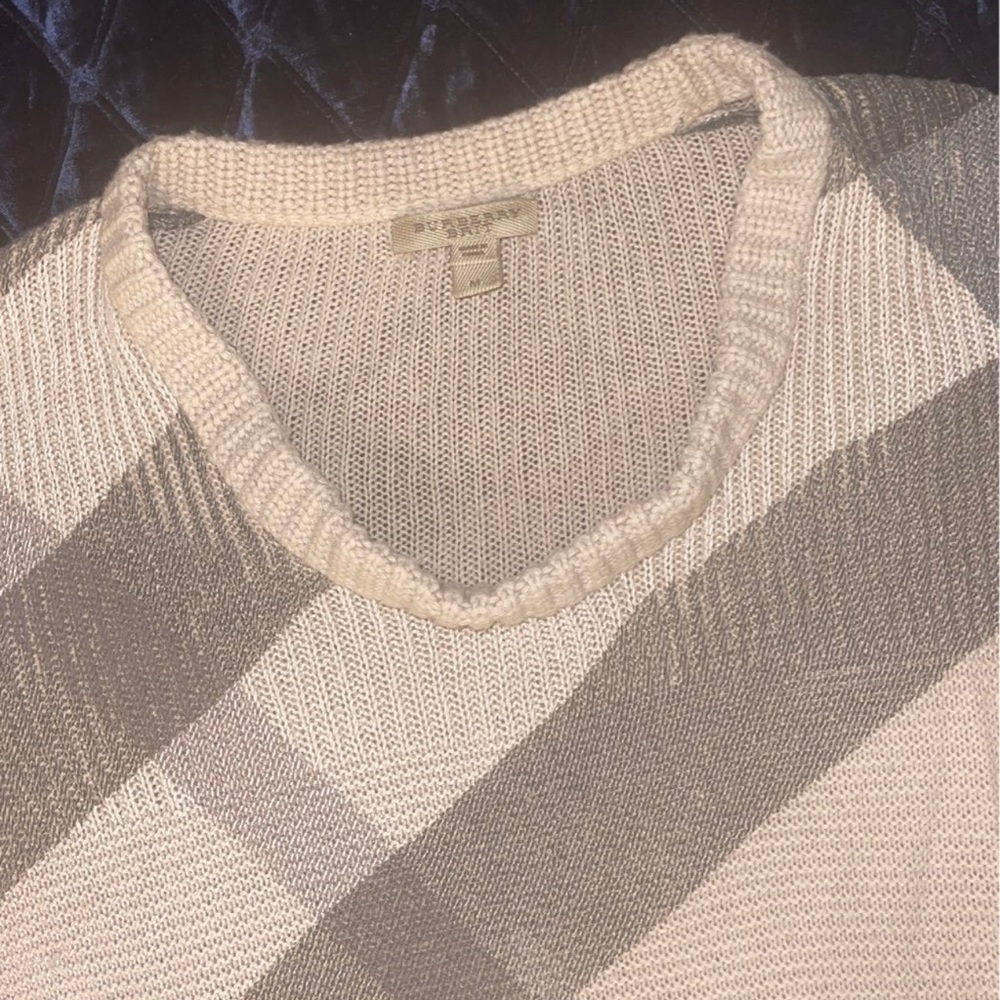 Burberry knit sweater short sleeve